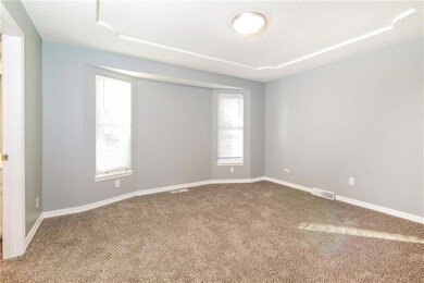 206 N Huntsman Blvd, Raymore, MO 64083 - photo 5