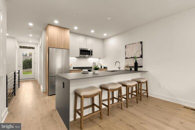 2647 41st St NW unit 2, Washington, DC 20007 - photo 3