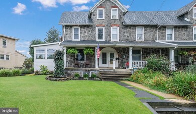 644 E Broad St, Quakertown, PA 18951 - photo 3