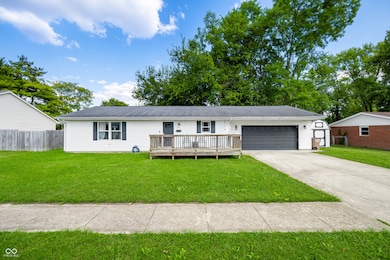 661 Smith St, Columbus, IN 47201 - photo 4