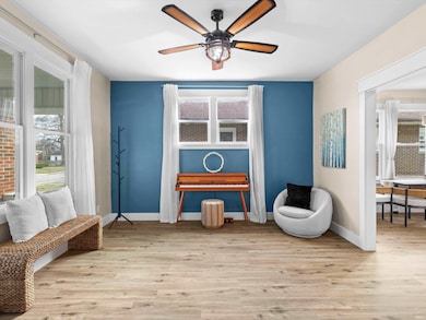 1041 E Chandler Ave, Evansville, IN 47714 - photo 6