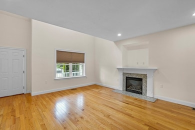 41 Nazneen Cir, Hopkinton, MA 01748 - photo 3