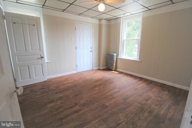 361 B E Main St, New Holland, PA 17557 - photo 7