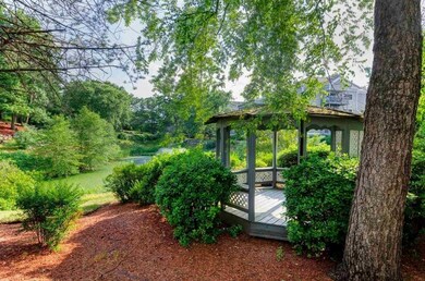 30 Ledgewood Hills Dr unit U103, Nashua, NH 03062 - photo 4