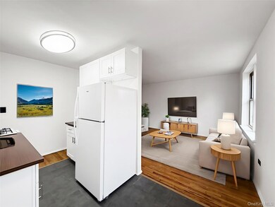 2630 Kingsbridge Terrace unit 5TU, Bronx, NY 10463 - photo 3