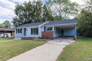 816 Giles Dr NE, Huntsville, AL 35801 - photo 3