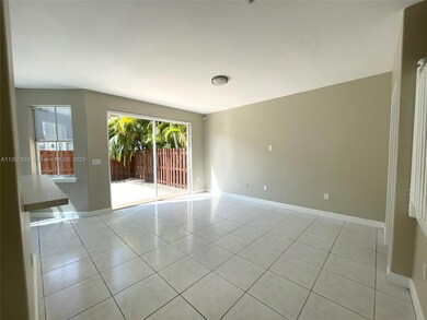 11042 NW 48th Ln, Doral, FL 33178 - photo 5