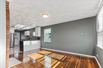 Formal Living (5)