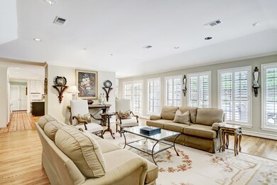 8 Chuckanut Ln, Houston, TX 77024 - photo 7