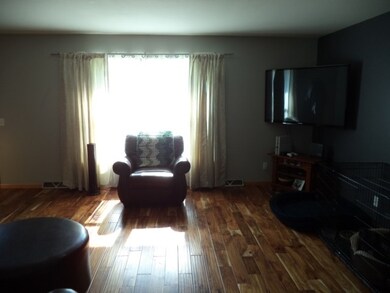 2344 S Chatham St, Janesville, WI 53546 - photo 6