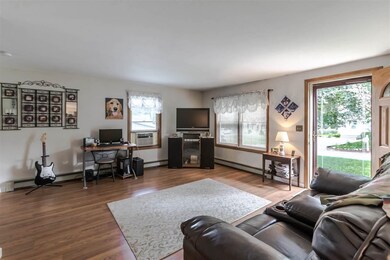 1 1/2 Edward Ln, MerriMacK, NH 03054 - photo 2