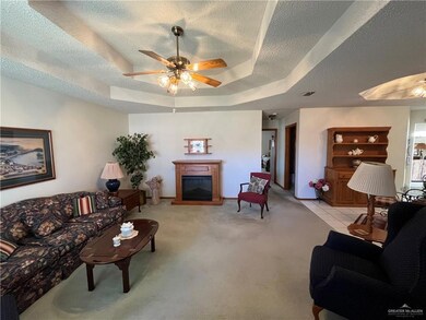 939 Katrin Dr, Alamo, TX 78516 - photo 4