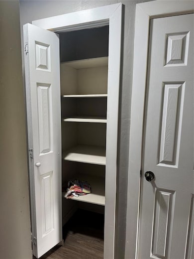 611 SW 6th St, Lindsay, OK 73052 - photo 5