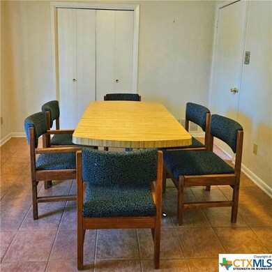 610 Ash St, Copperas Cove, TX 76522 - photo 6