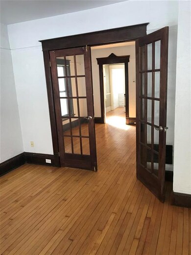 204 S Henry St, Madison, WI 53703 - photo 2