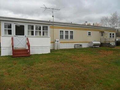 77 Center Ln, Quinebaug, CT 06262 - photo 3