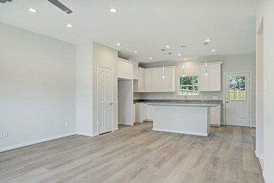 8119 James Franklin St, Houston, TX 77088 - photo 5