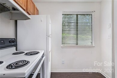 951 Hollywood St, Charlotte, NC 28211 - photo 3