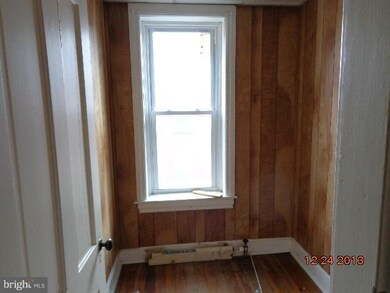 29 S Locust St, Hagerstown, MD 21740 - photo 4