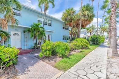 1800 Pass A Grille Way unit 4, Saint Pete Beach, FL 33706 - photo 2