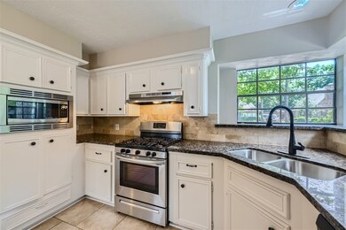 12118 Rocky Lake Dr, Houston, TX 77070 - photo 7