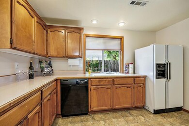 656 Vincent Ave unit 3, Central Point, OR 97502 - photo 7