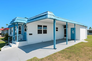 Front-Right Carport Street-view