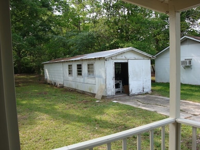 411 Moody St, Picayune, MS 39466 - photo 6