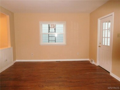 18 Monroe St, North Tonawanda, NY 14120 - photo 5