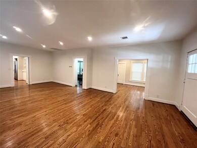1540 Sul Ross St, Houston, TX 77006 - photo 4