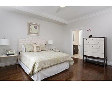 1471 Beacon St, Brookline, MA 02446 - photo 4