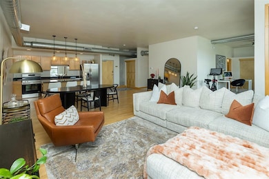 119 4th St unit 309, Des Moines, IA 50309 - photo 2