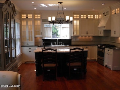 1 Field Rd, Cos Cob, CT 06807 - photo 2