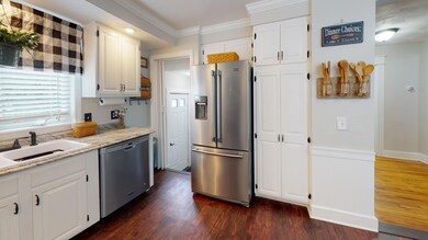 62-Conant-Ave-Kitchen(1)
