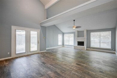 15530 Lago Villa Dr, Tomball, TX 77377 - photo 4