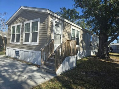 1123 Walt Williams Rd unit 30, Lakeland, FL 33809 - photo 5