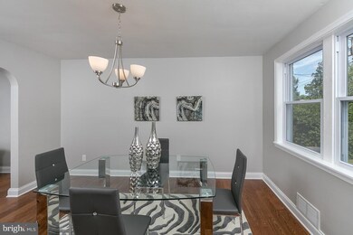 1210 Gleneagle Rd, Baltimore, MD 21239 - photo 5