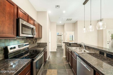 2010 E River Rd unit 202, Tucson, AZ 85718 - photo 6