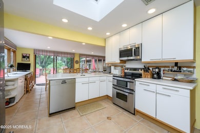 10 Deercrest Dr, Holmdel, NJ 07733 - photo 6