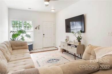 1428 Harpers Inlet Dr, Clover, SC 29710 - photo 3