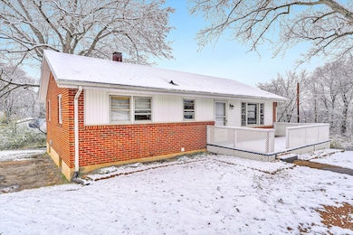 402 Cherryhill Rd NW, Roanoke, VA 24017 - photo 6