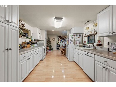 3236 Pacific Way, Longview, WA 98632 - photo 6