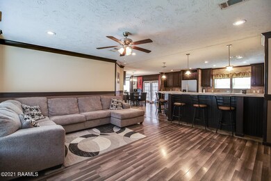1102 Oakview Dr-3