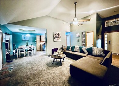 307 Division St, Knob Noster, MO 65336 - photo 7