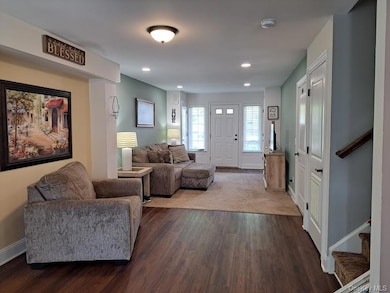 807 Fairway Ct unit 94, New Windsor, NY 12553 - photo 3