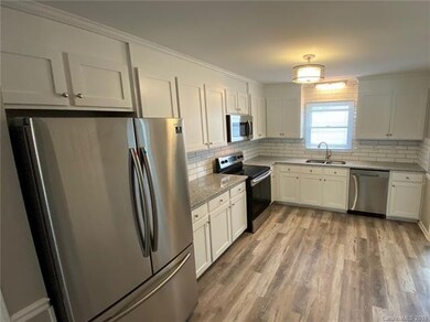 3611 Farm Lake Dr SW unit 2, Concord, NC 28027 - photo 5