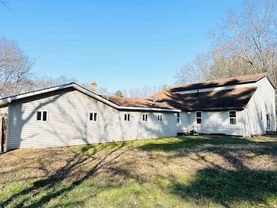 10617 E Iroquois Rd, Walkerton, IN 46574 - photo 6