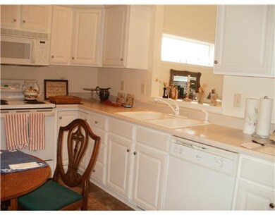 18100 Cloverleaf Dr N, South Bend, IN 46637 - photo 3