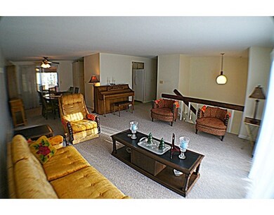 32 Ross Dr, Londonderry, NH 03053 - photo 7