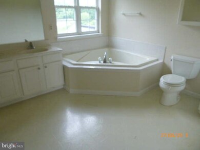 1340 Jay Rd, Sykesville, MD 21784 - photo 6